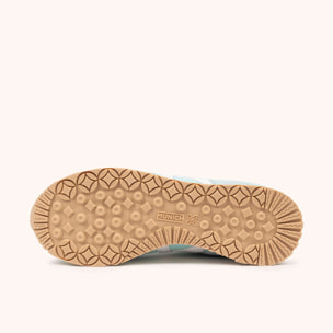 Sneakers de Estilo Retro Running en Serraje y Rejilla Color Celeste MUNICH MASSANA CLASSIC WMN 596