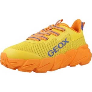 Zapatillas Niño de la marca GEOX  modelo J FLEXYPER FAST BOY Yellow