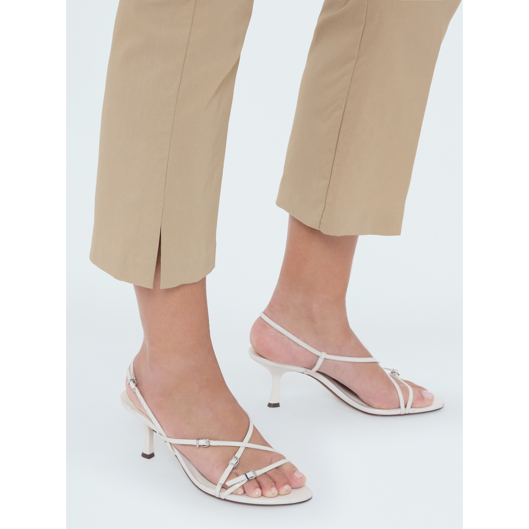 Fiorella Rubino - Pantaloni Kick Flare - Beige