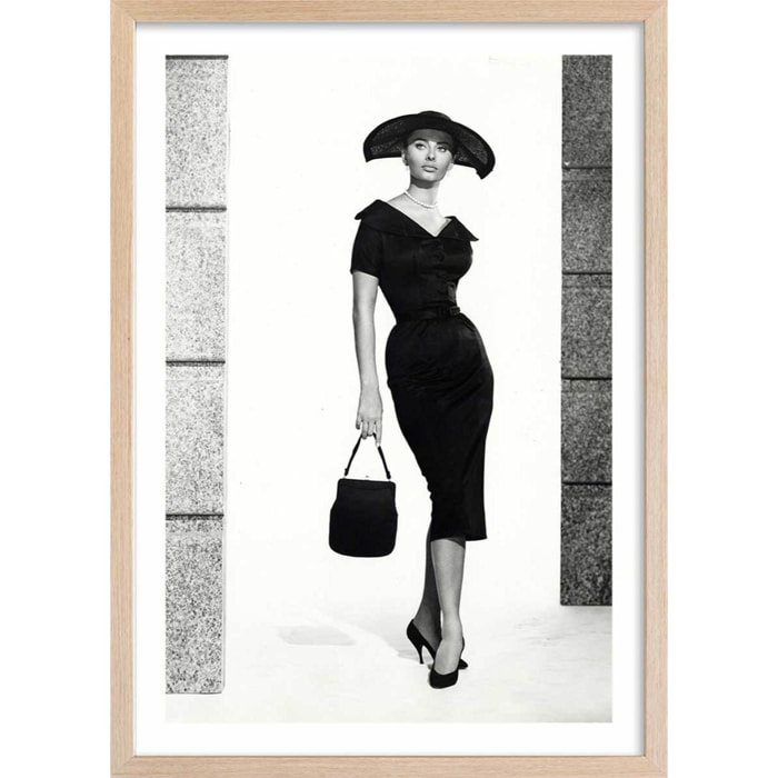 Affiche célébrité Sophia Loren, 1957 Affiche + cadre en bois - Chêne