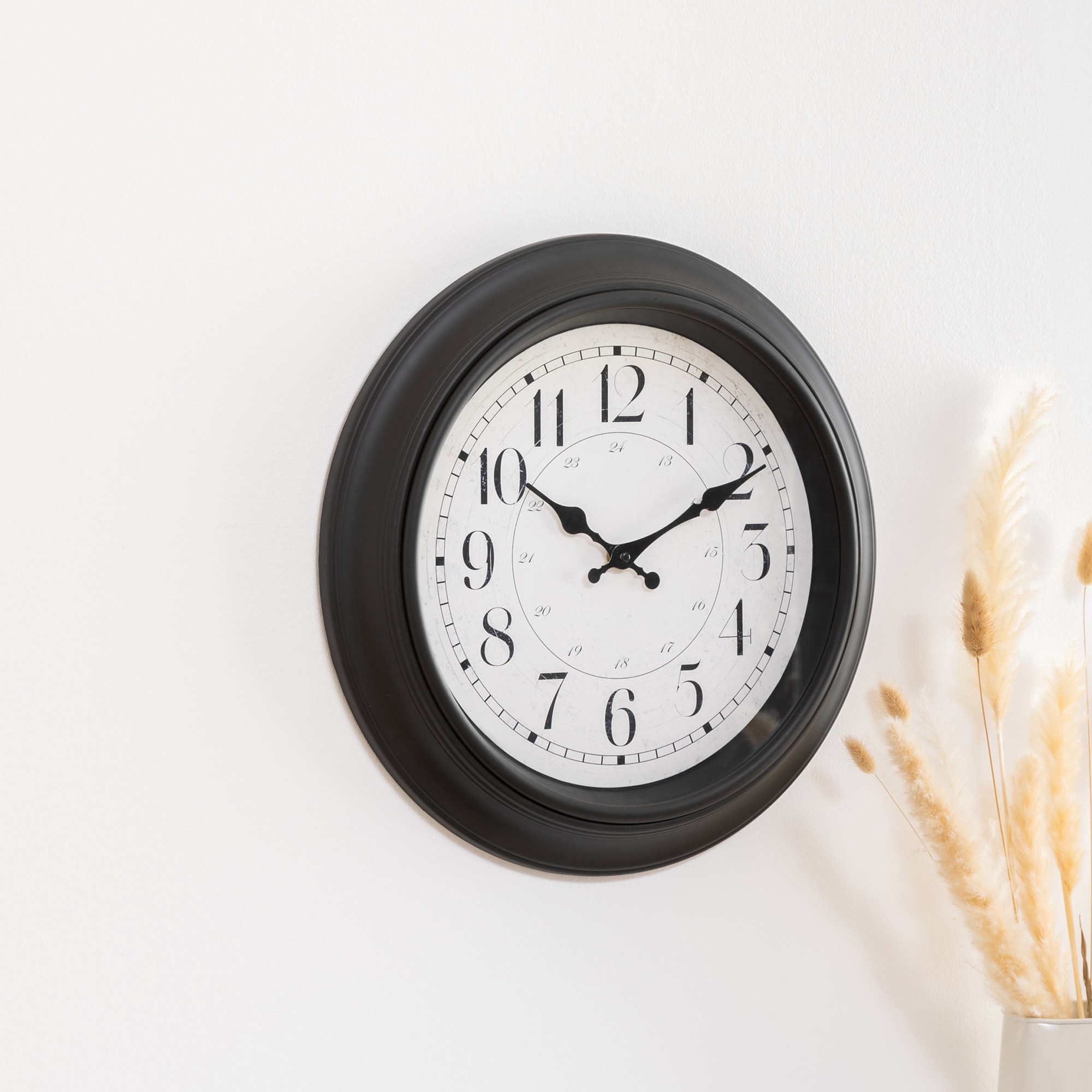 Reloj con molduras d40