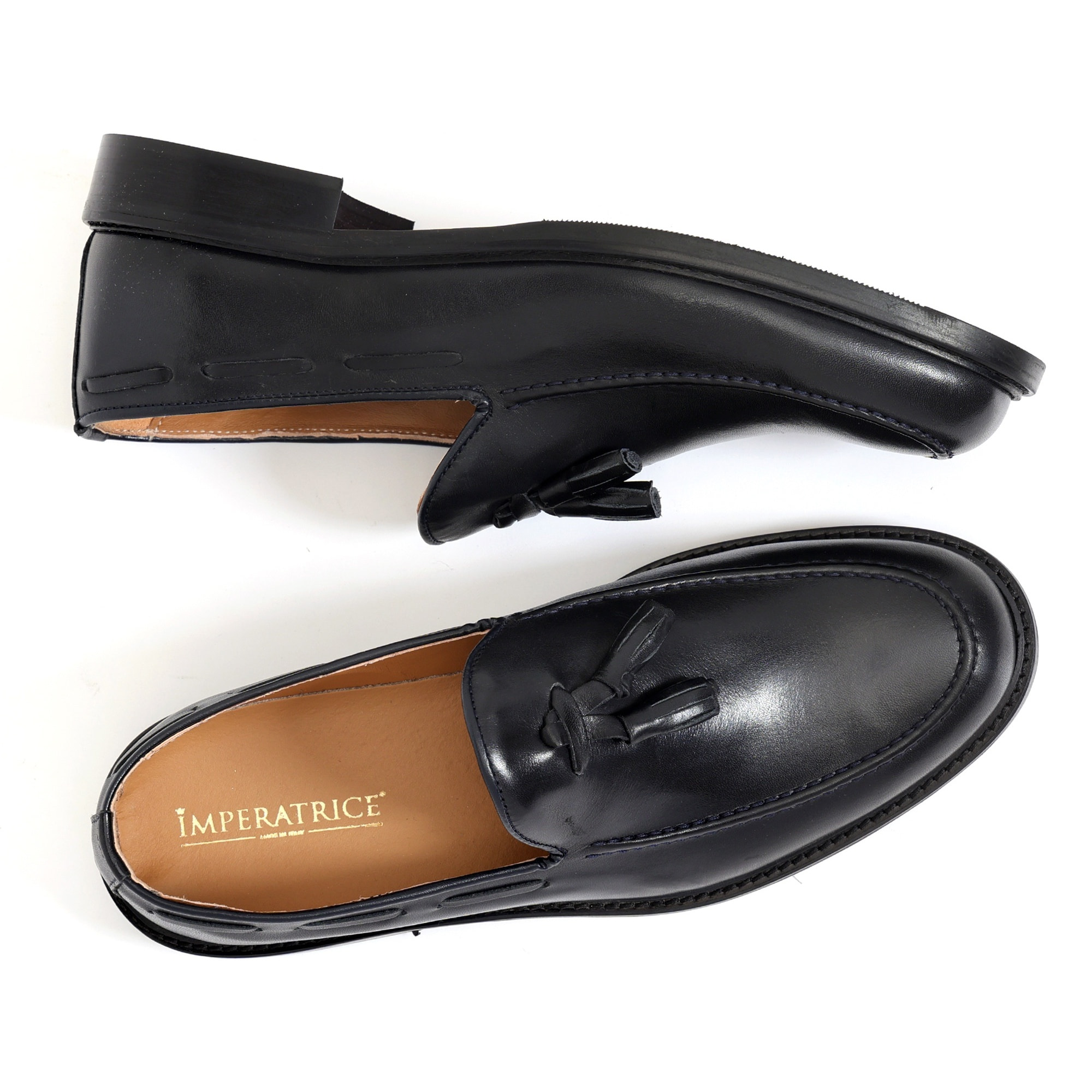 Mocassini in pelle crust con fondo in cuoio antiscivolo blu