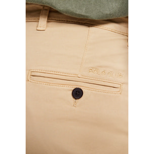 Pantalón chino arena de corte slim con logo Polo Club en bolsillo trasero