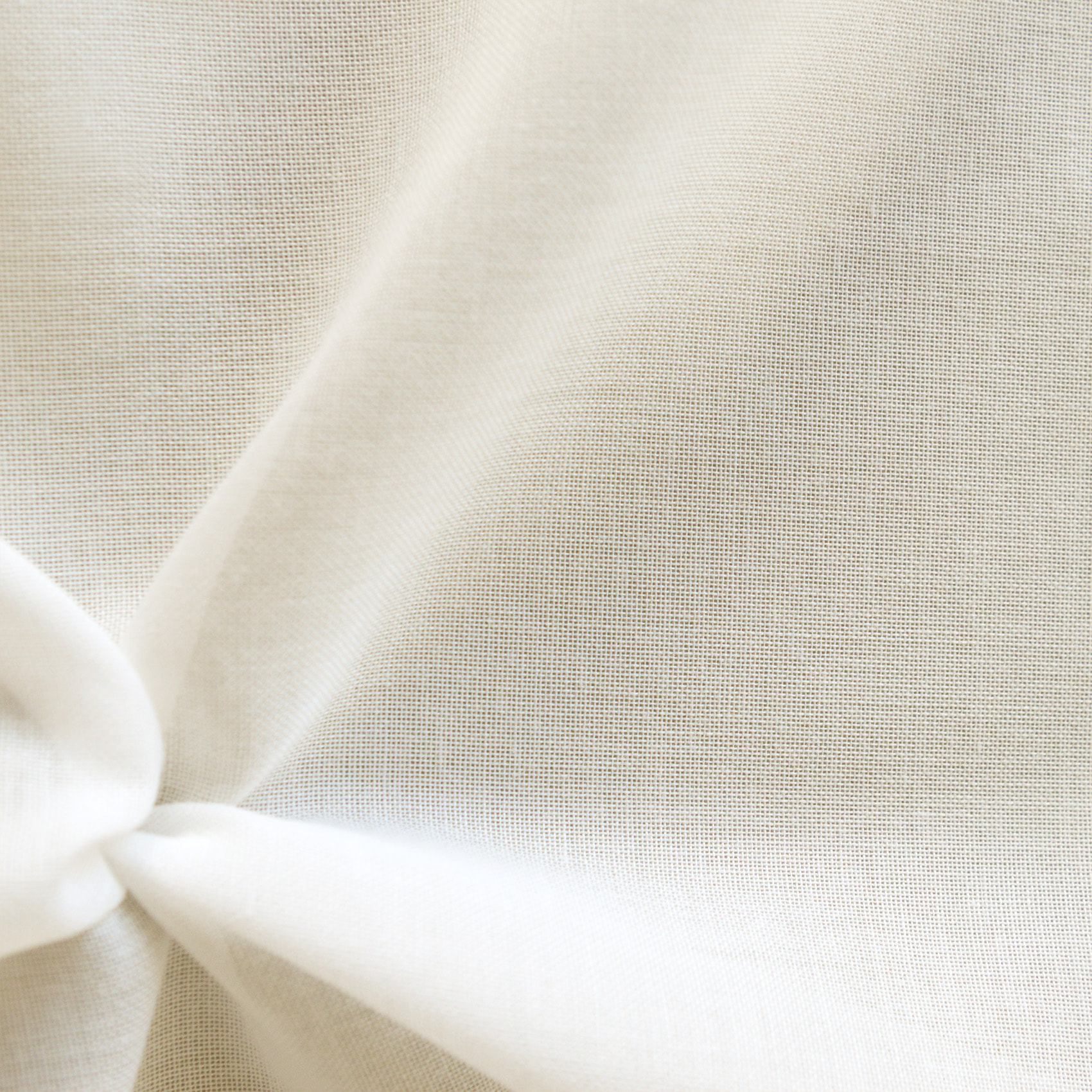 Tissu en voile d'étamine unie et bas plombé - Beige