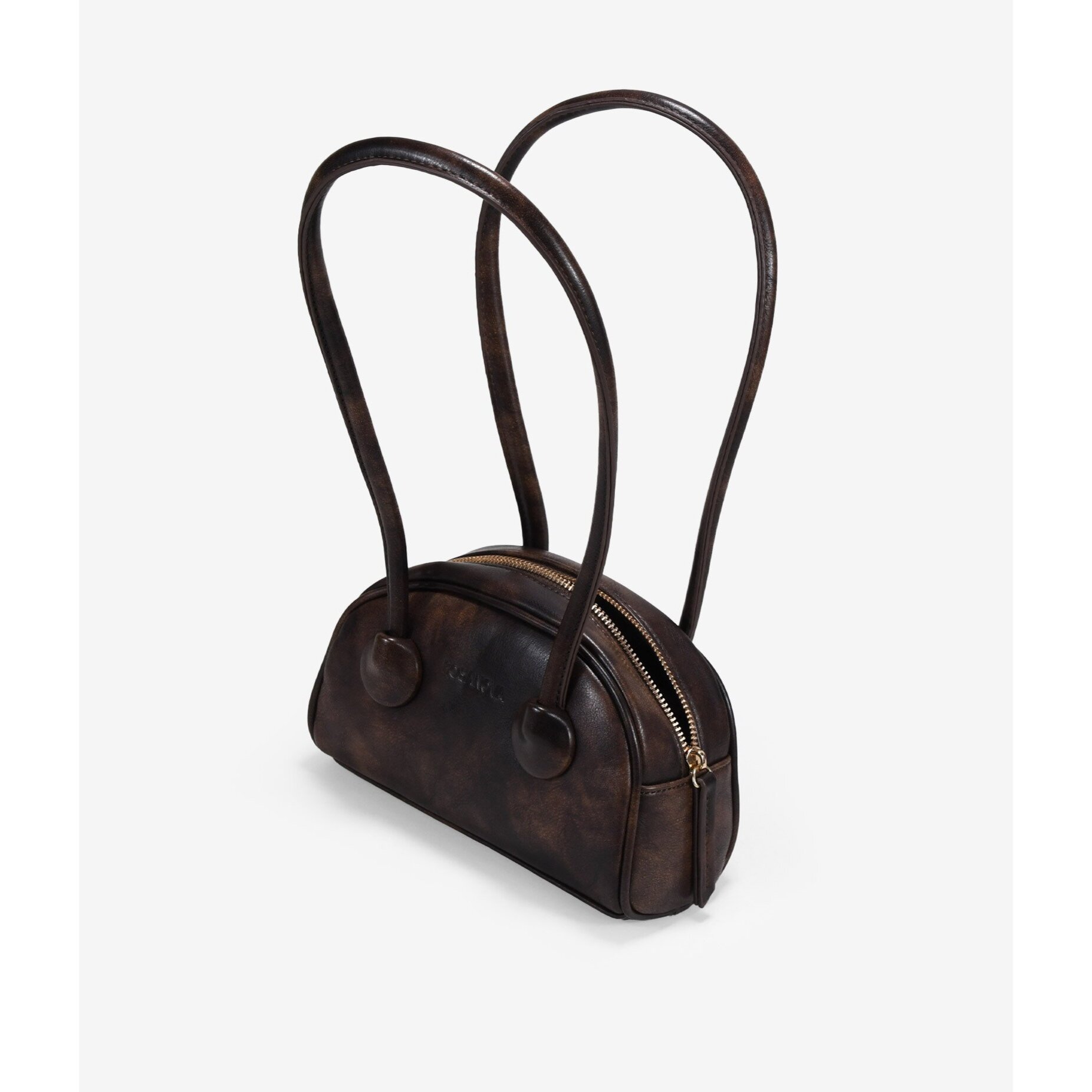 Bolso de hombro marrón con cremallera