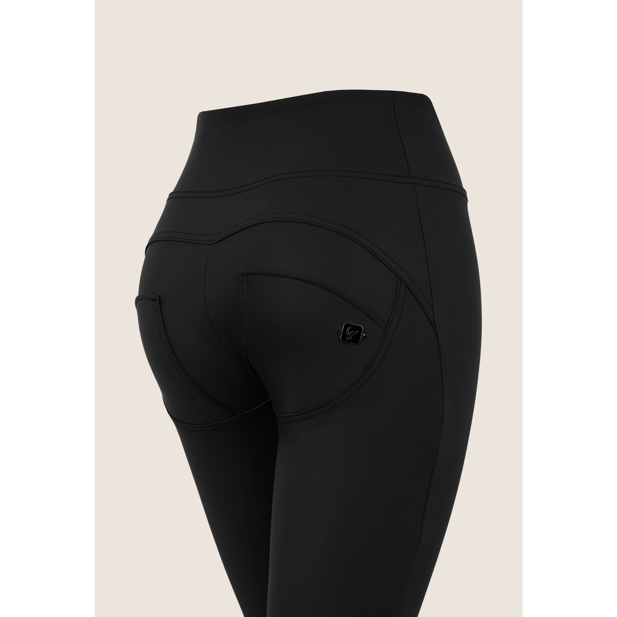 Pantaloni WR.UP bootcut vita alta in in similpelle laminata