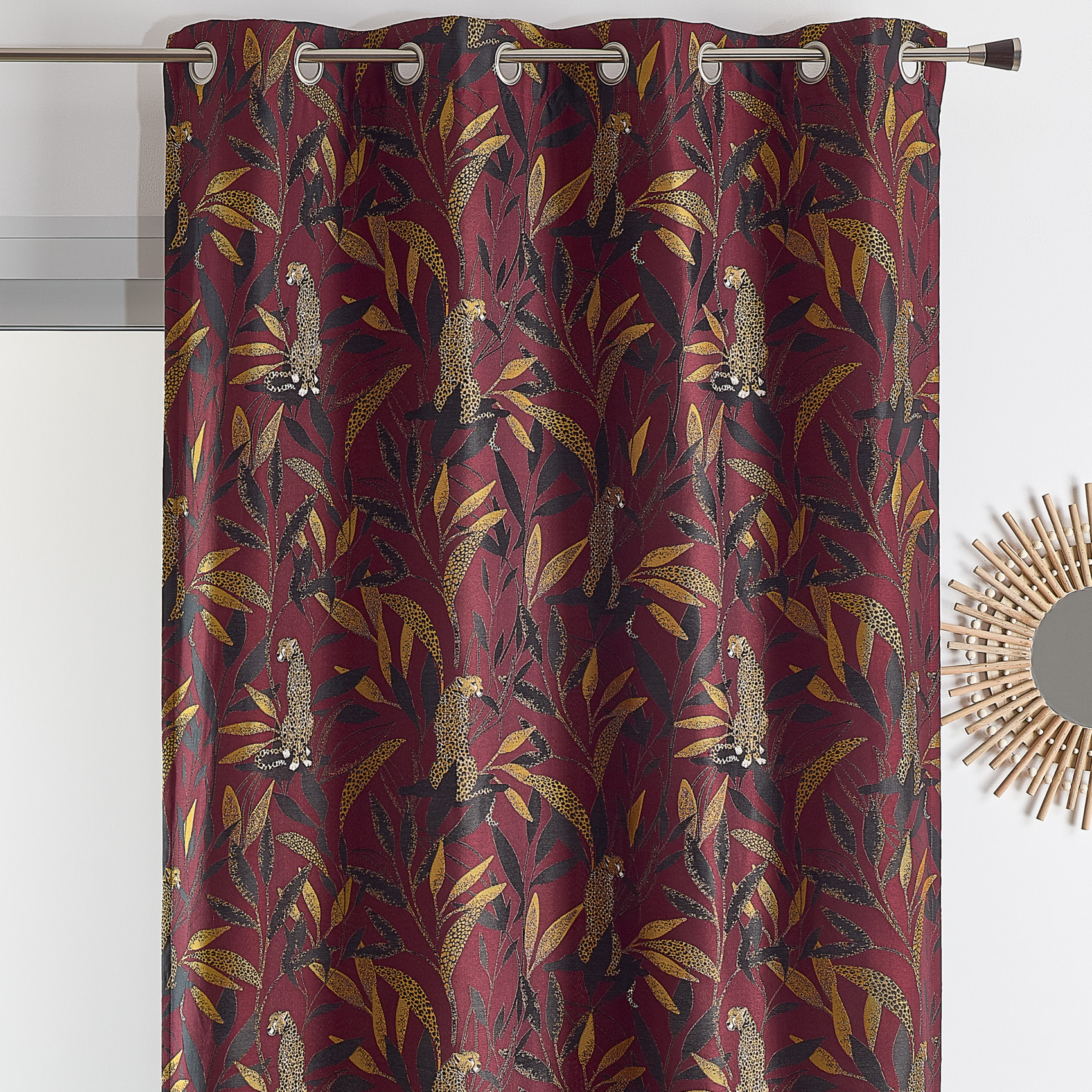 Rideau Jacquard motif panthère - Bordeaux