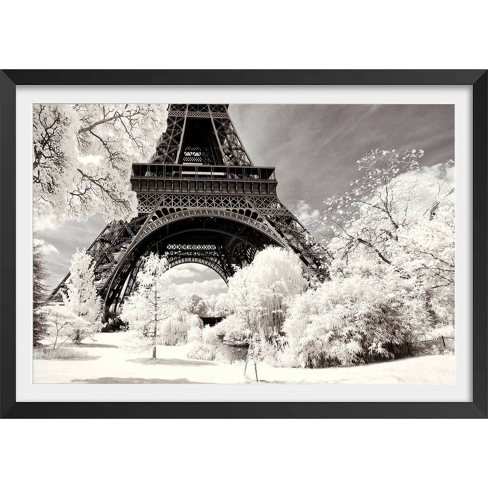 Affiche paris winter white la tour eiffel Affiche + cadre en bois - Noir