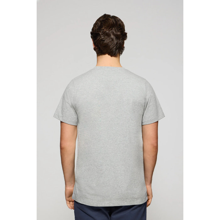 Camiseta gris vigoré con cuello redondo y bordado Rigby Go
