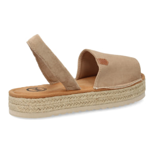 Sandalias estilo menorquina con plataforma