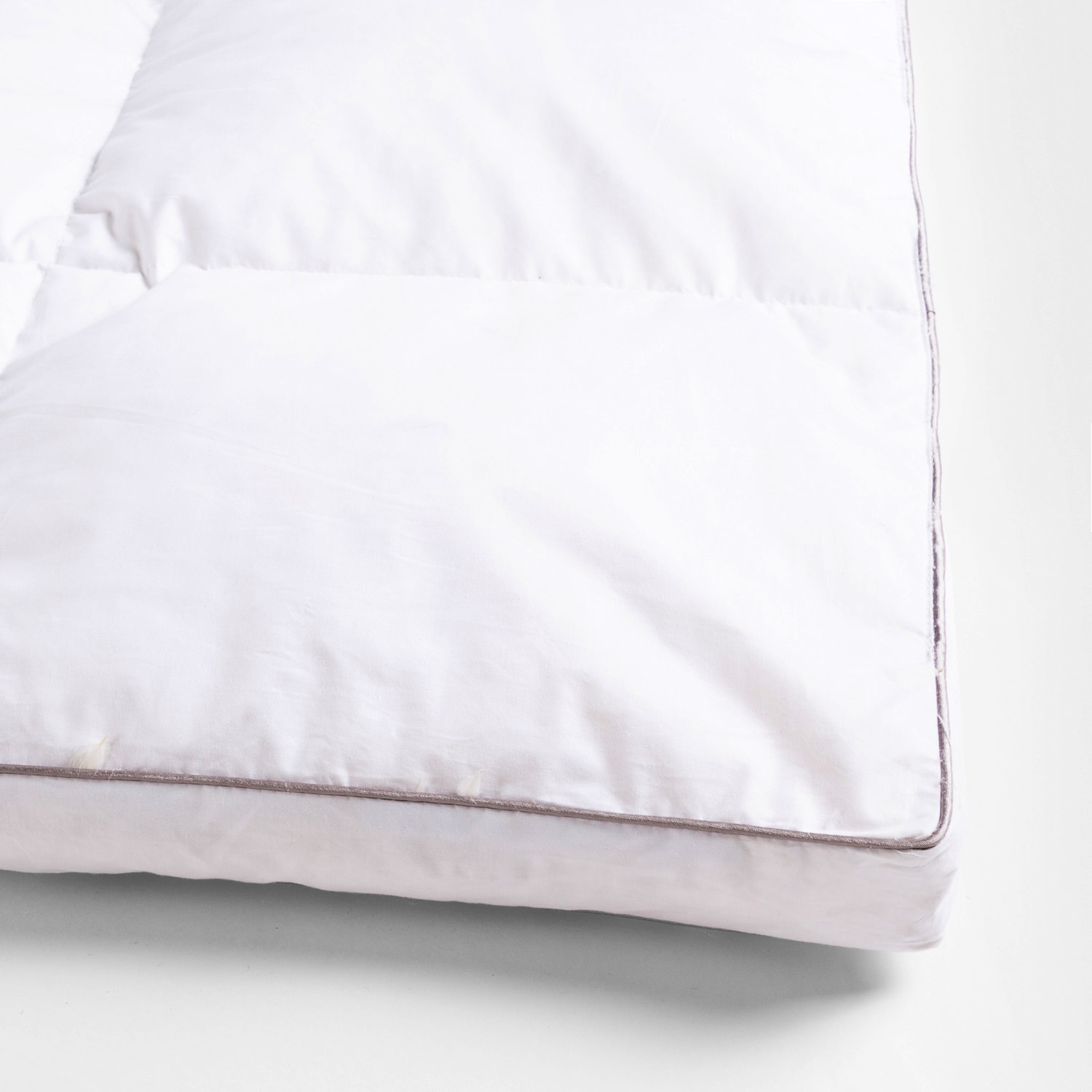 Topper Sobrecolchón Pluma y Plumón 7cm Confort Hotel · WHAT THE SLEEP