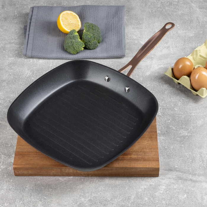 sartén grill 28x28cm en aluminio forjado antiadherente en color negro mate