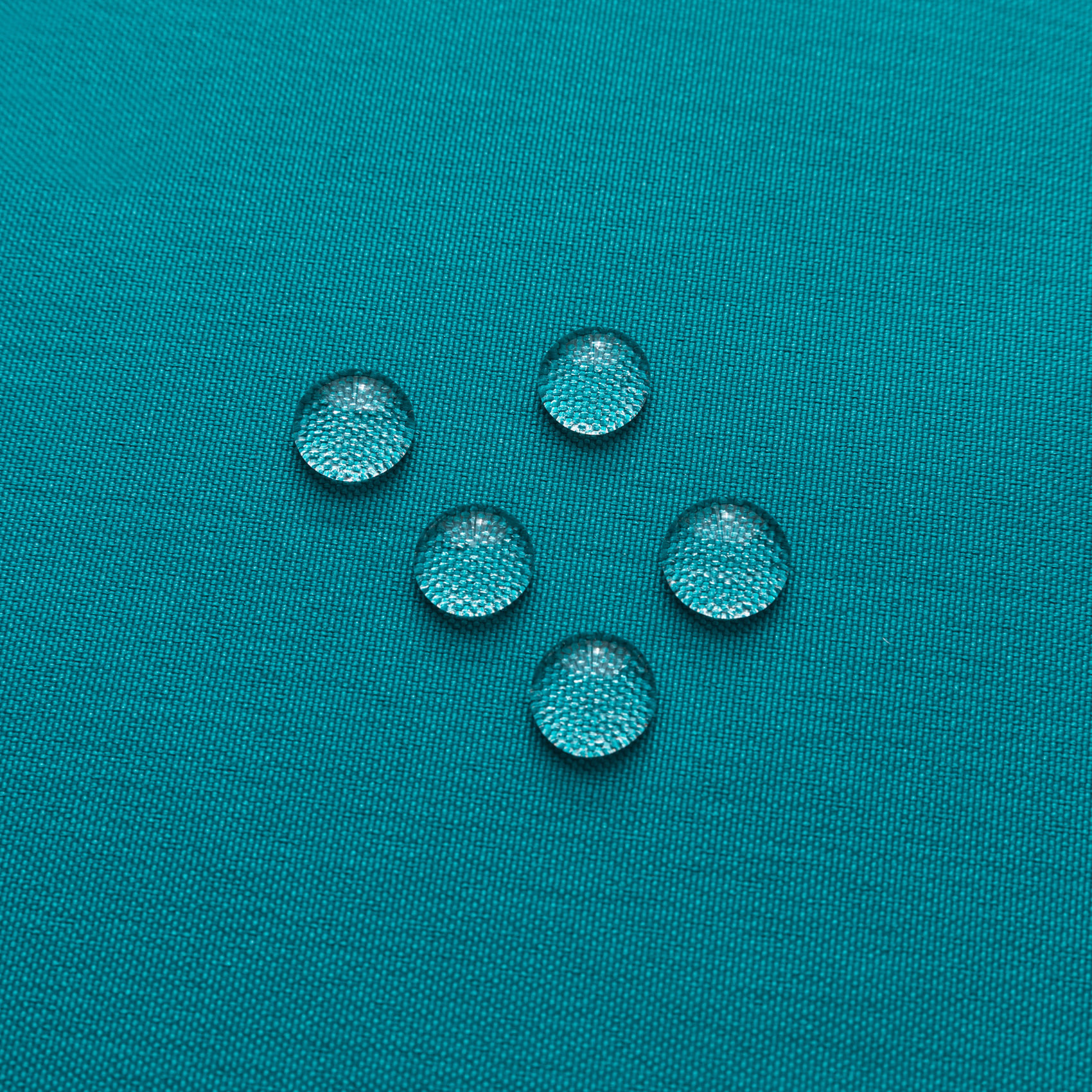 Nappe carrée et enduite antitache - Bleu Paon