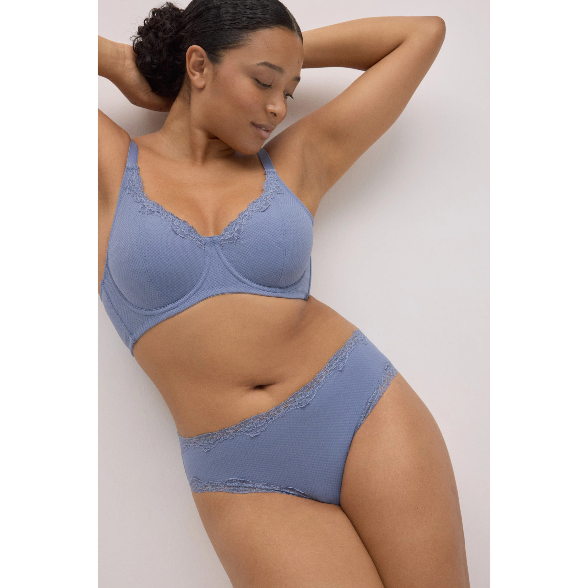 Slip midi con pizzo blu