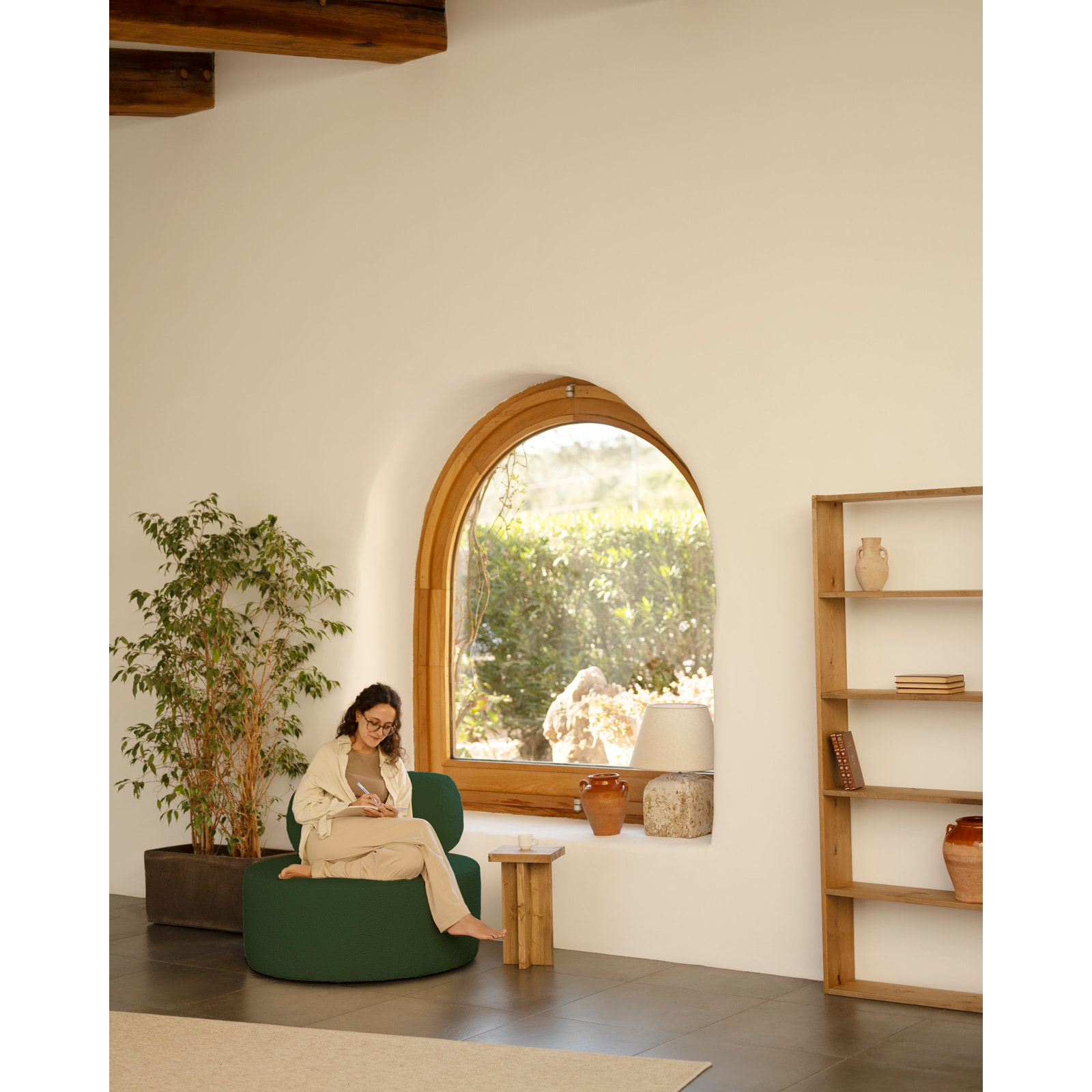 Fauteuil en bouclé rond couleur vert de 91x71cm Hauteur: 71 Longueur: 91 Largeur: 91