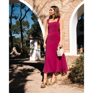 Vestido midi de tirantes con escote palabra de honor