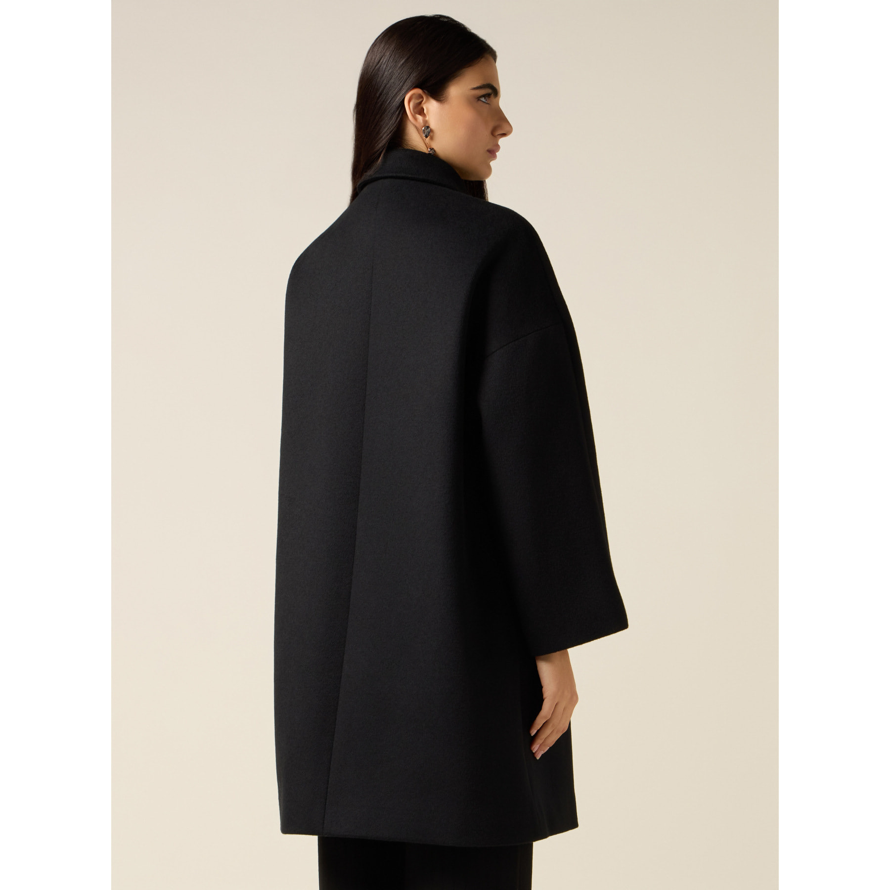 Oltre - Abrigo de mezcla de lana con cuello joya - Negro