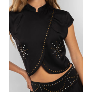 Top de satén con apliques de mujer