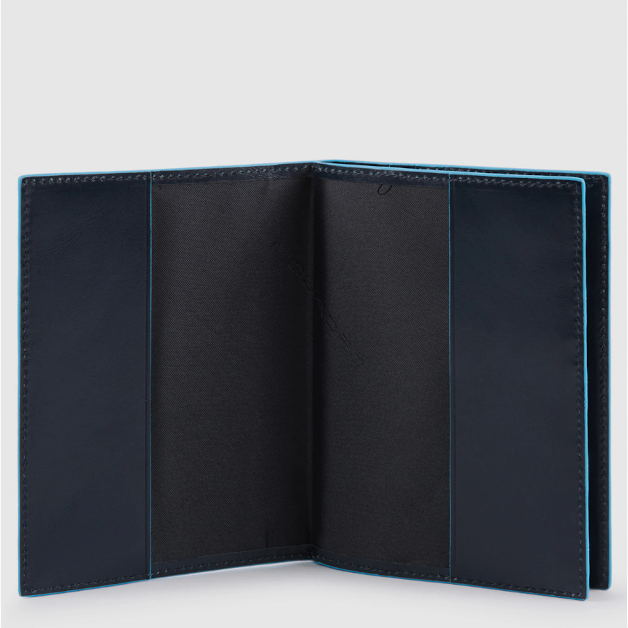 Piquadro Porta passaporto con portadocumenti rimovible, por