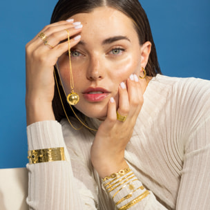Pulsera acabada en oro amarillo de 18K