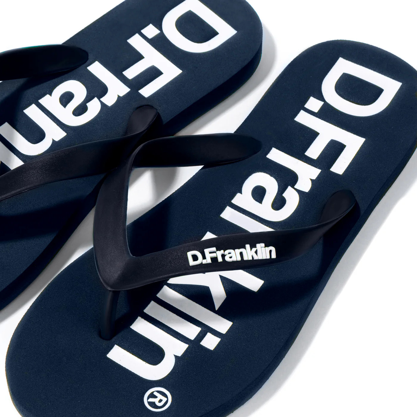 Sandalias Flip Flop en Azul Marino D.Franklin