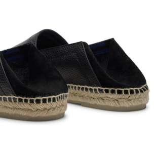 Alpargatas Polo elaboradas en combinación de cuero ovino con serraje