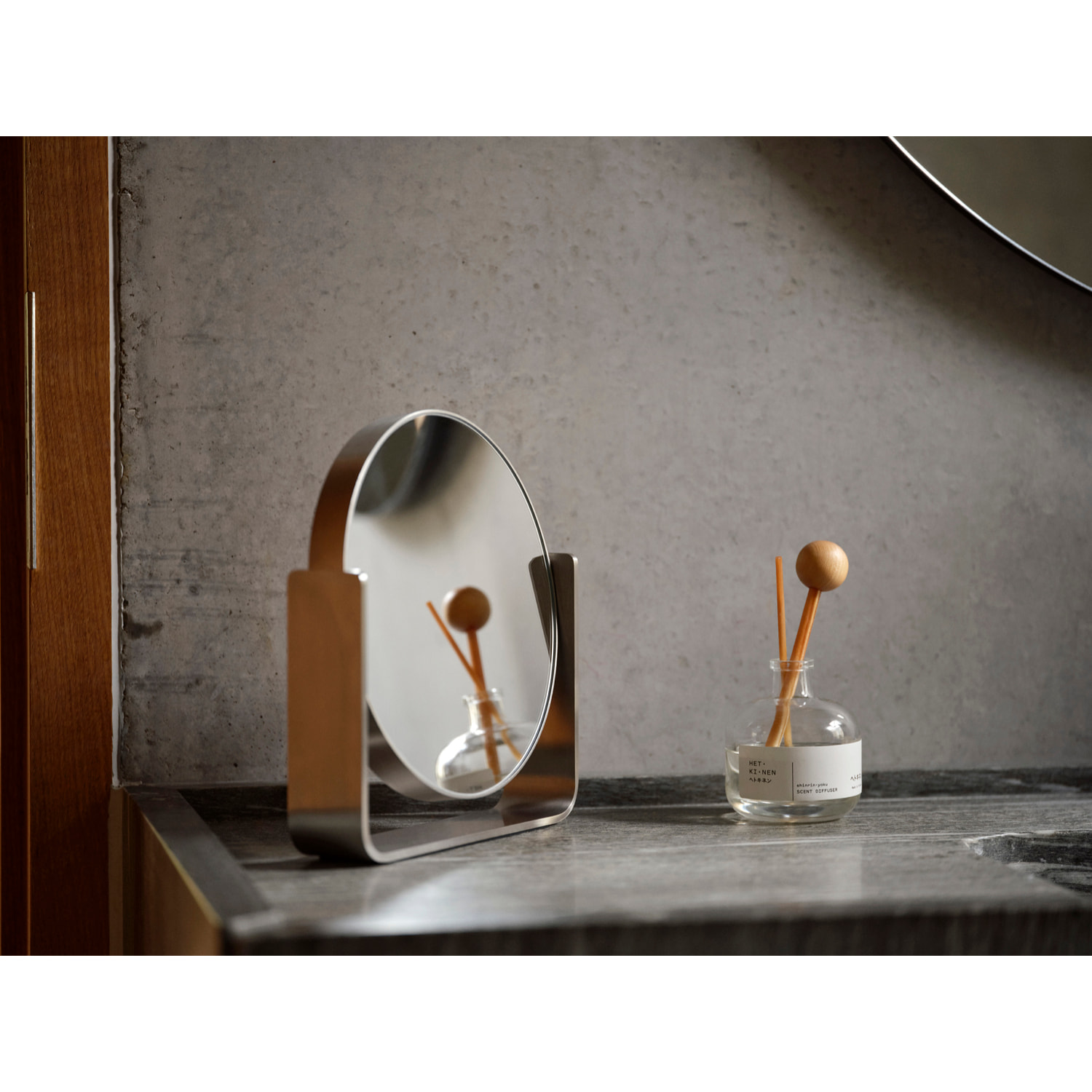 Miroir de table avec grossissement 5 x Ume Gris clair