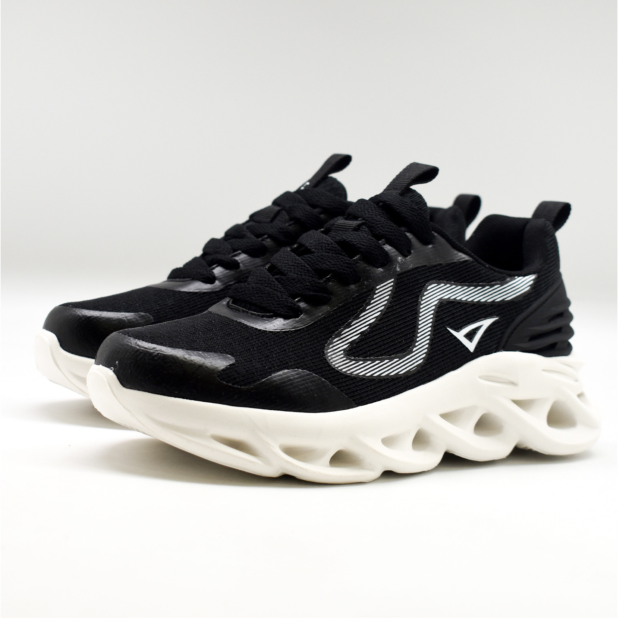 Scarpa sportiva DIMU nera