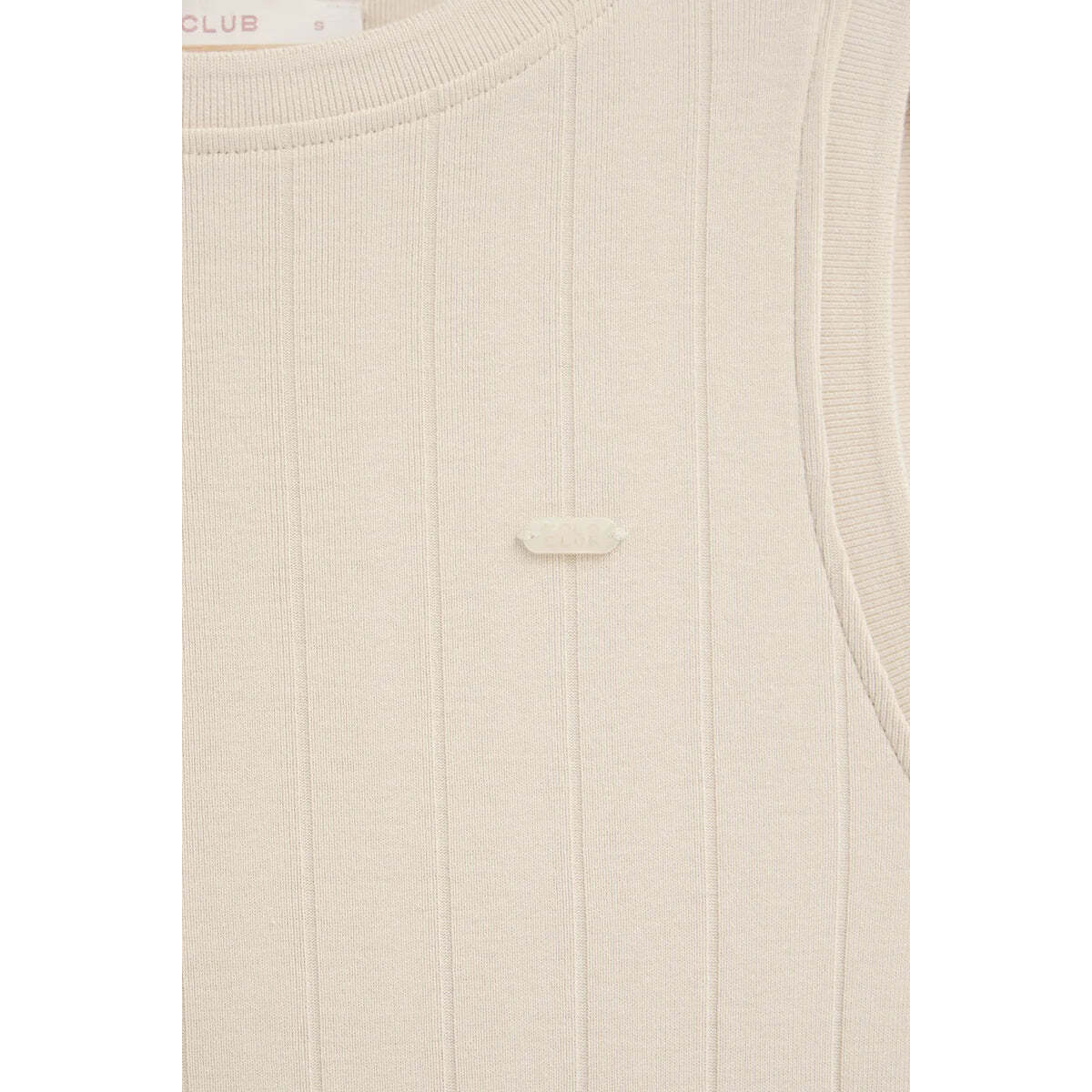 Vestido color crema de canalé sin mangas y logo Polo Club