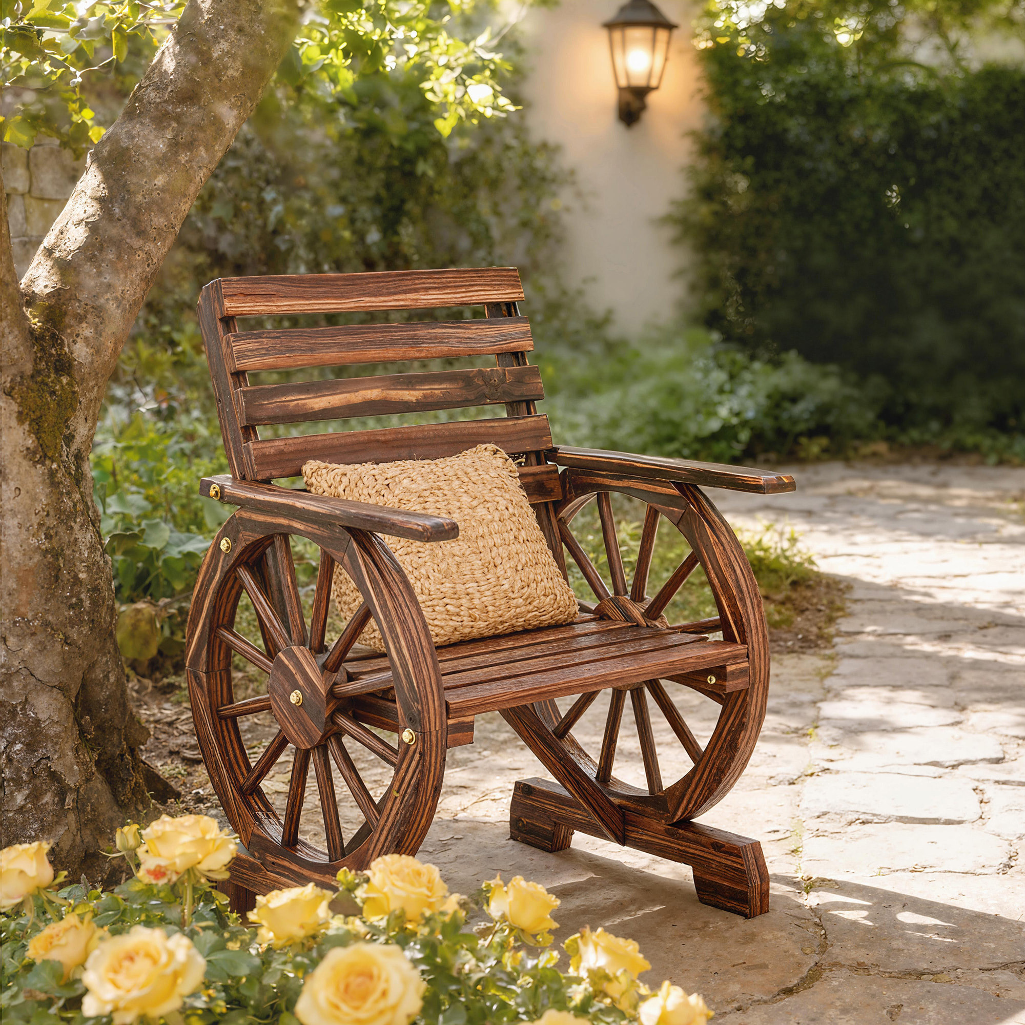 Chaise de jardin roue de chariot dossier incliné bois carbonisé