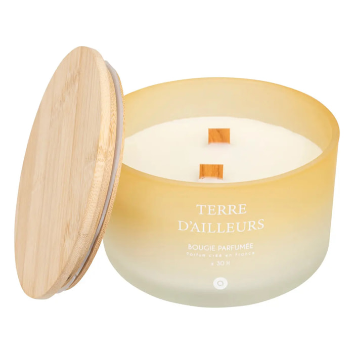 Bougie parfumée "Terre d ailleurs" pétales de musc 420g