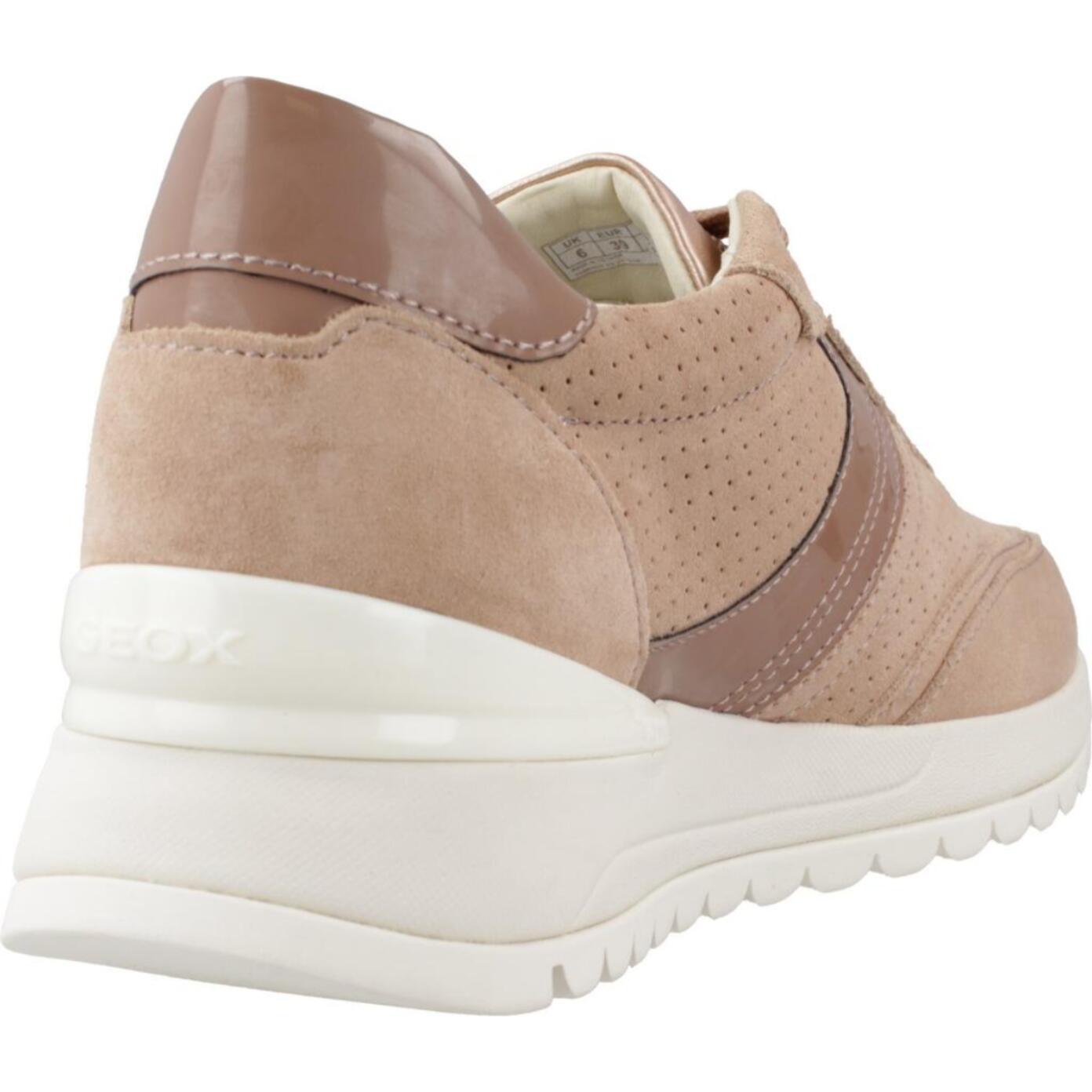 Sneakers de  Mujer de la marca GEOX  modelo D DESYA A ROSA