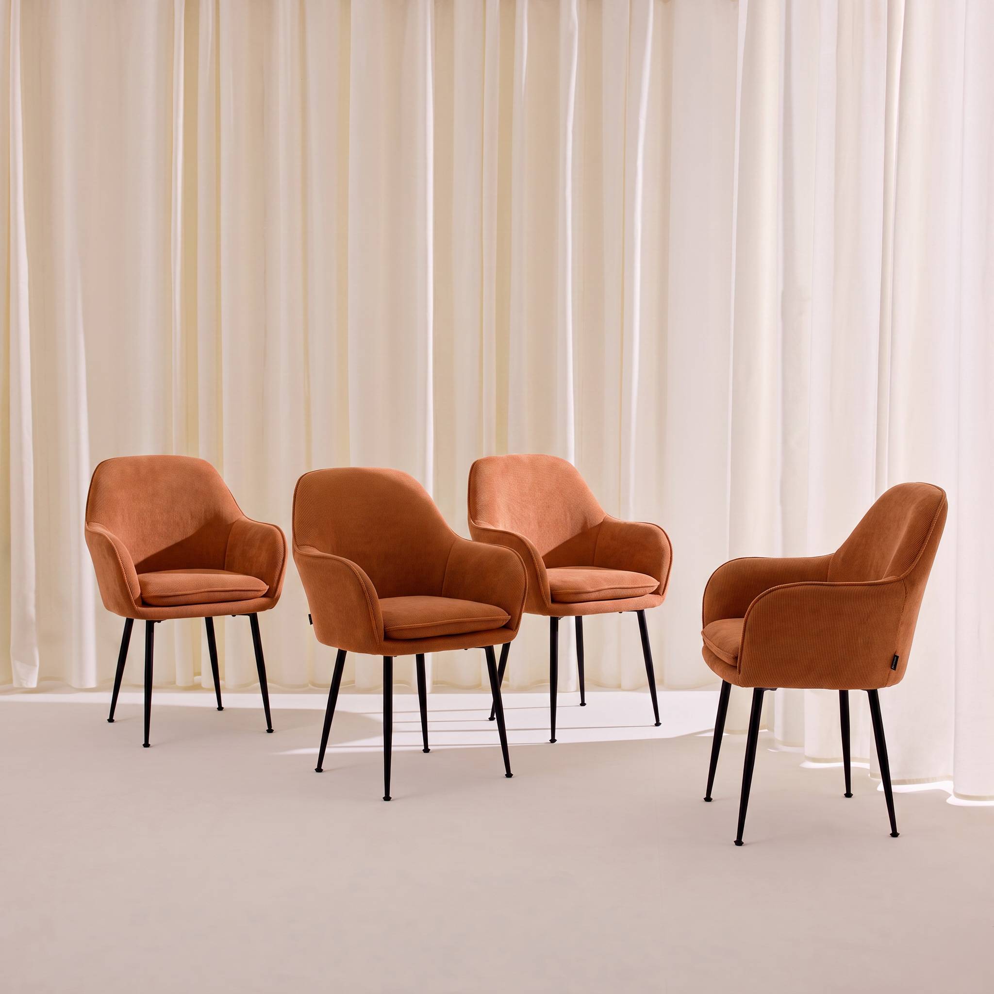 Fauteuil velours côtelé et pieds métal (lot de 4) SHELLA