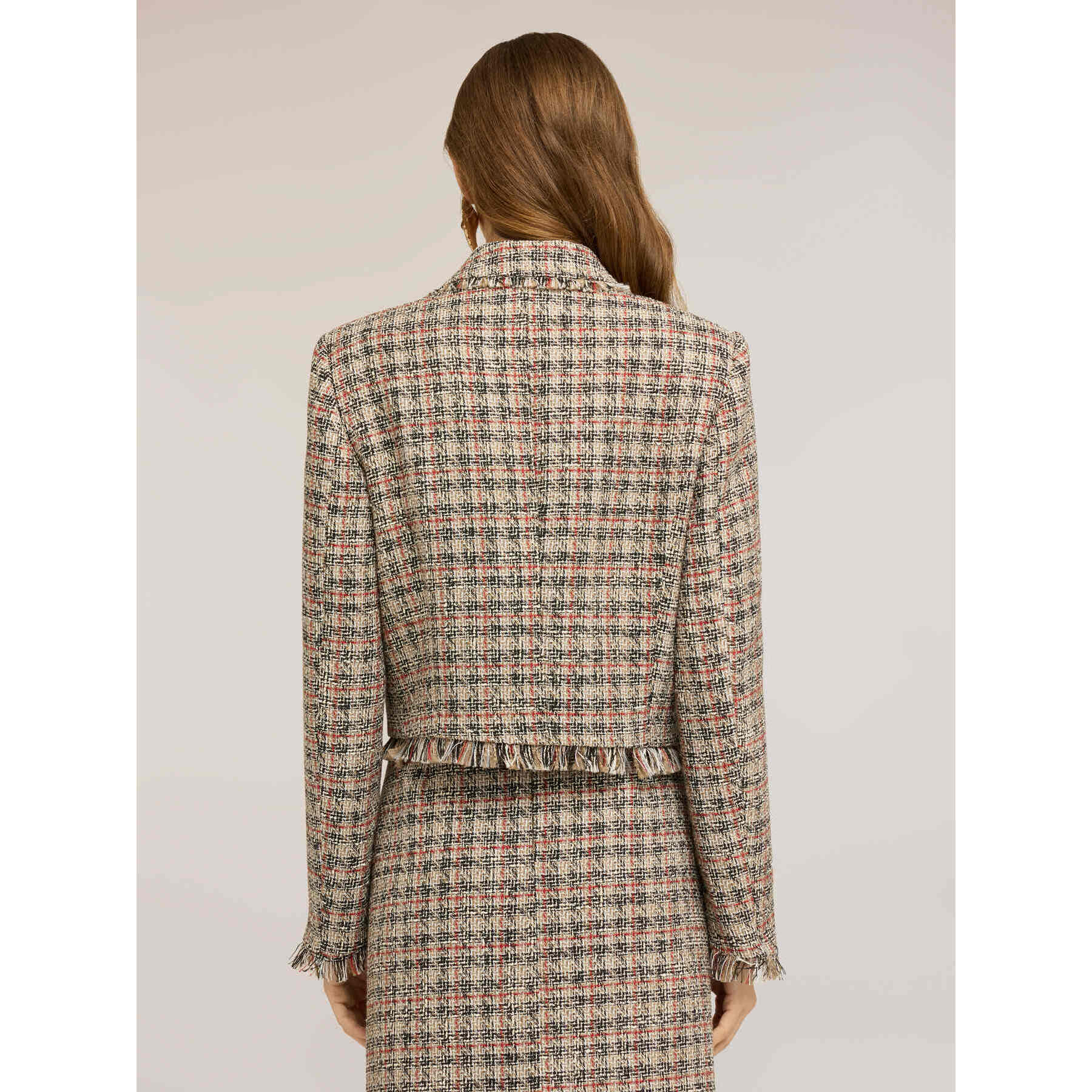 Motivi - Chaqueta corta en bouclé con flecos y broche - Beige