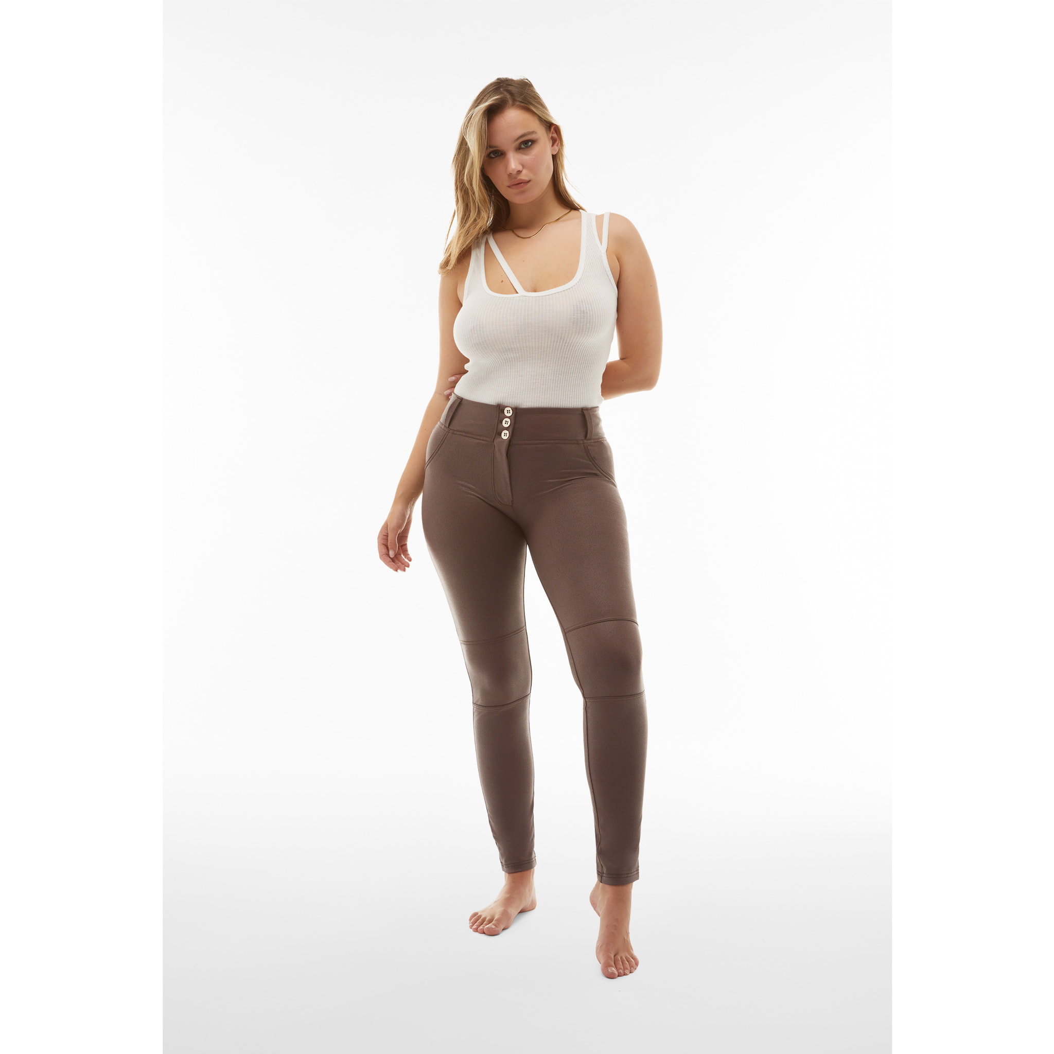 Pantaloni push up WR.UP® vita alta in similpelle semi lucida