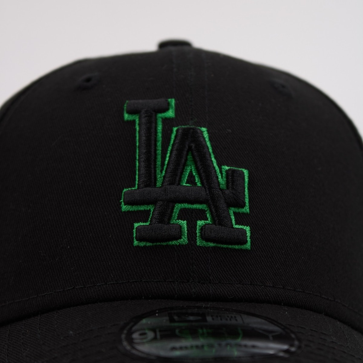 GORRA NEW ERA TEAM OUTLINE 9FORTY OSFM