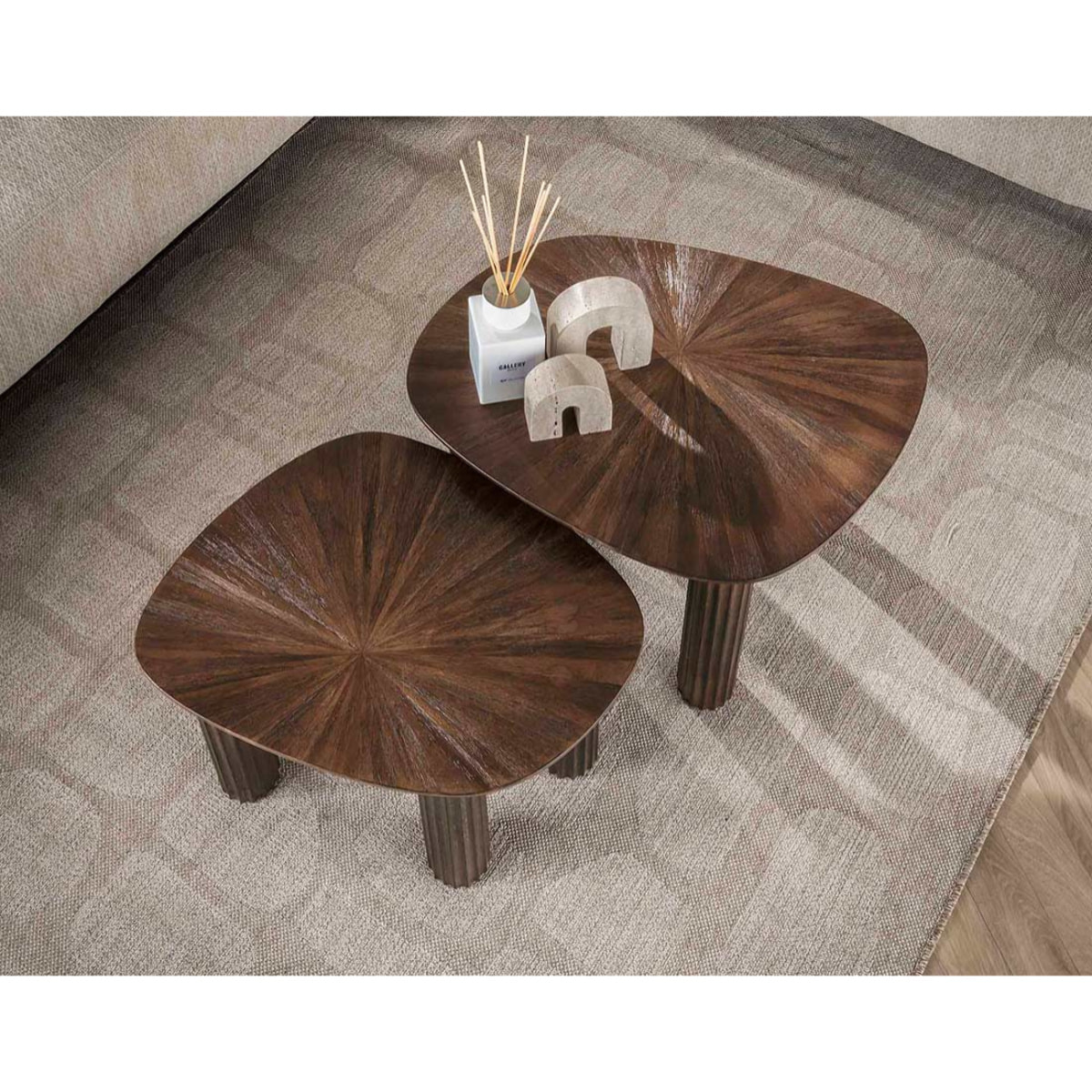 Tania - lot de 2 tables basses gigognes en teck massif - 62 et 54 cm - Bois