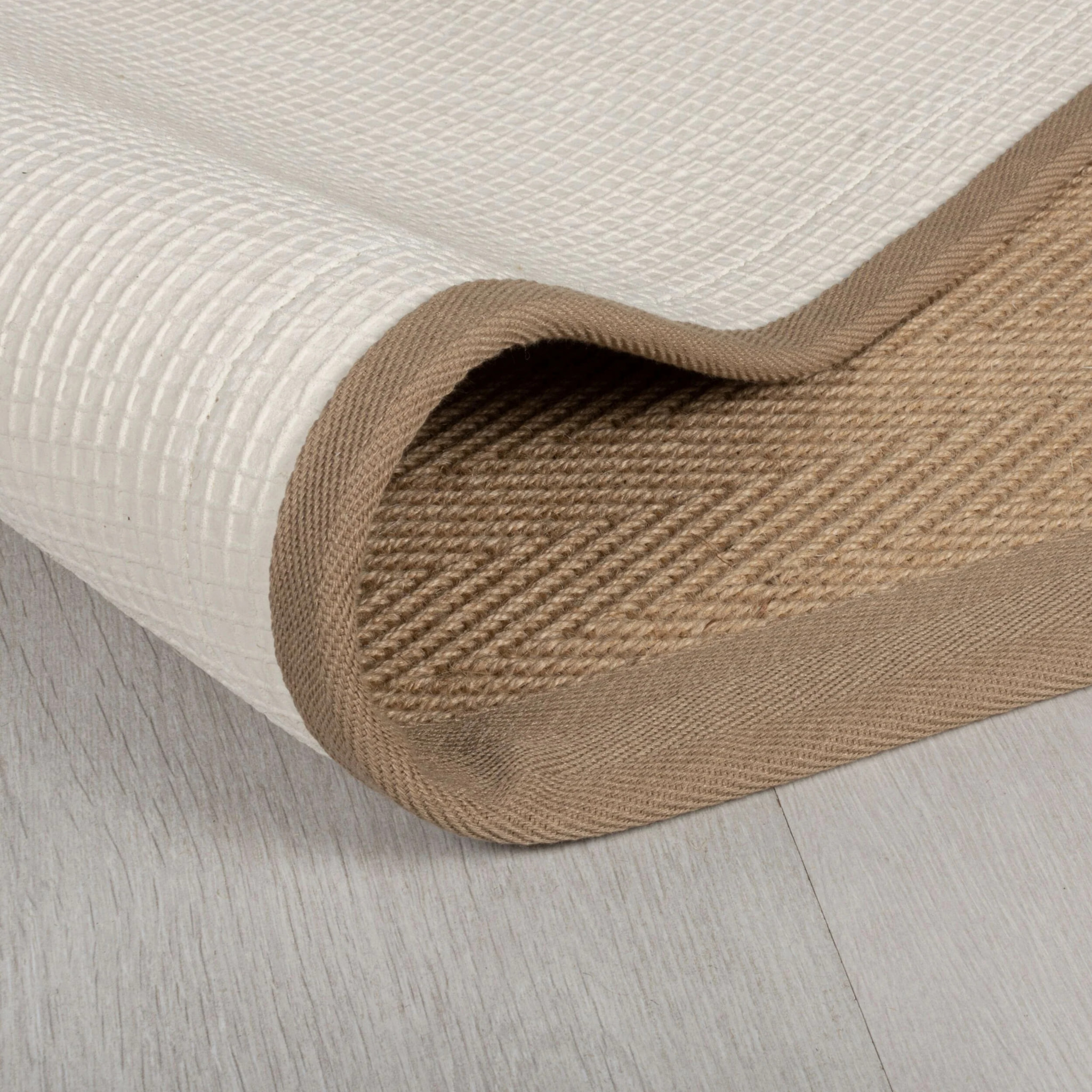 Tapis en jute antiderapant de couloir KIRA
