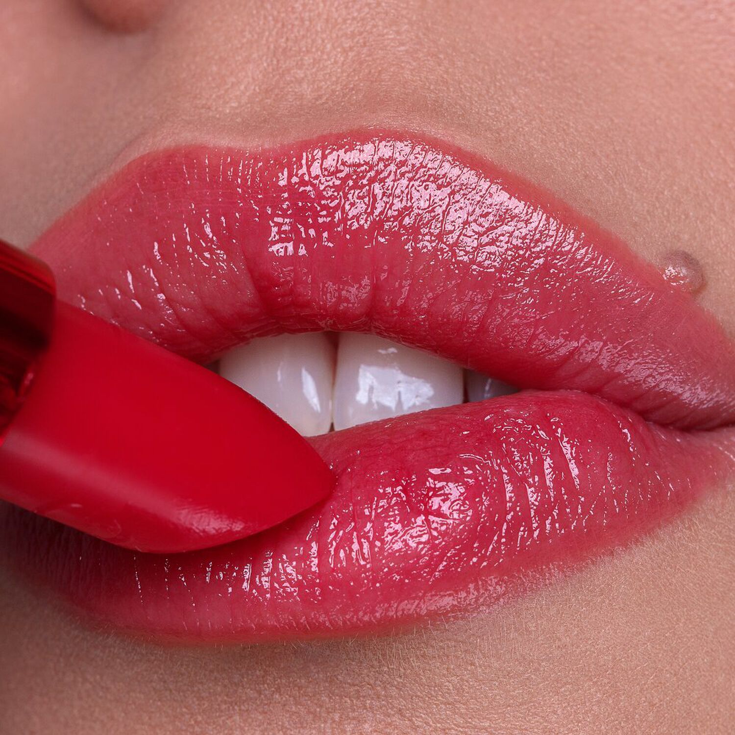 Wild Hibiscus Glow Lip Balm - Baume à Lèvres Intensificateur de Couleur