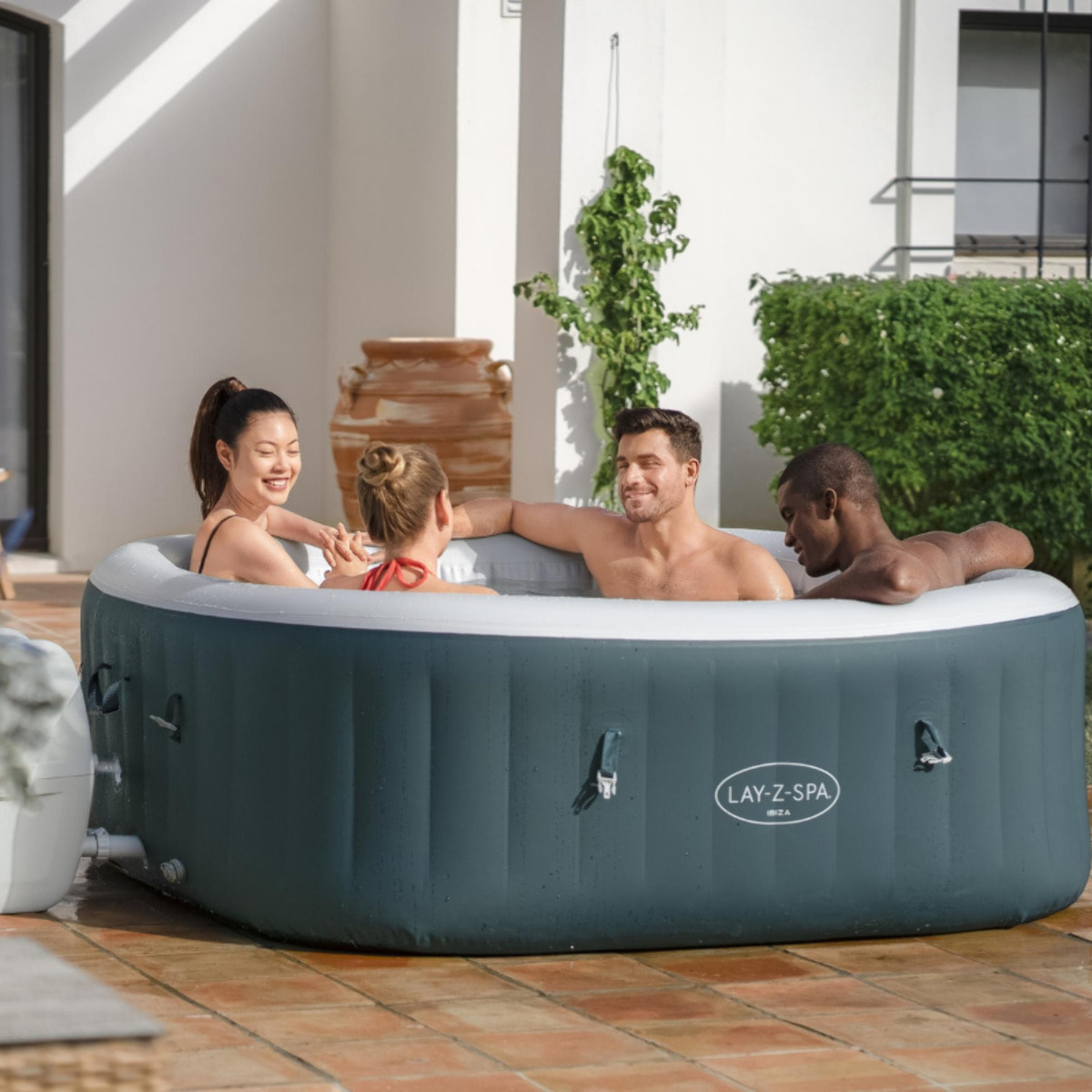 Bestway Spa gonflable carré Lay-Z-Spa Ibiza AirJet 4-6 personnes