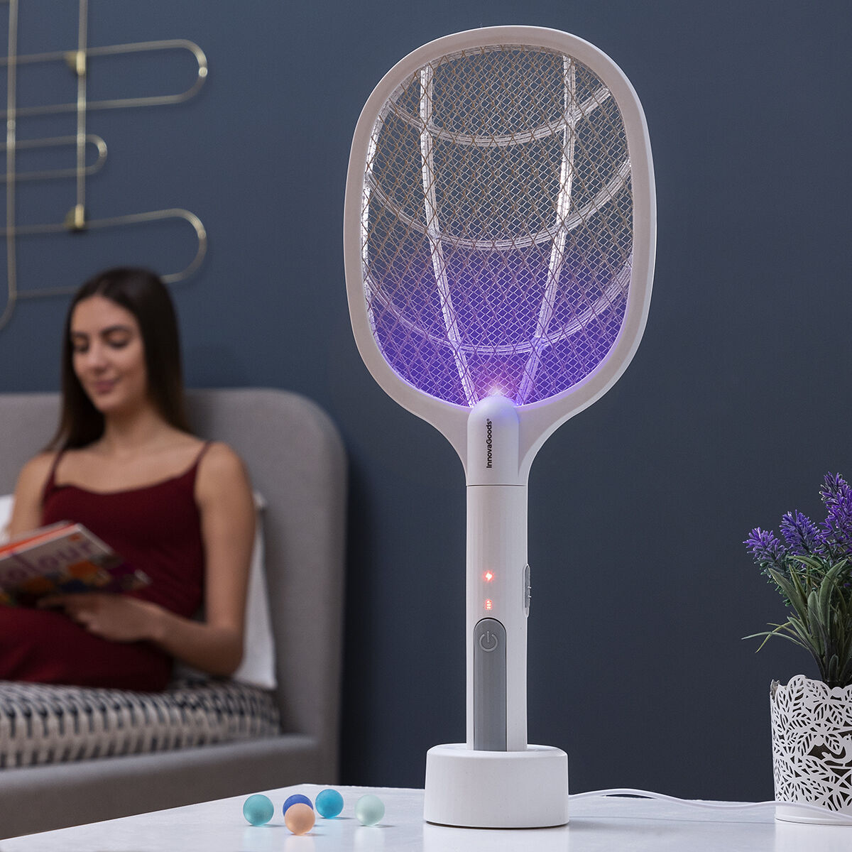 Raqueta Matainsectos Recargable con Luz UV 2 en 1 KL Rak InnovaGoods