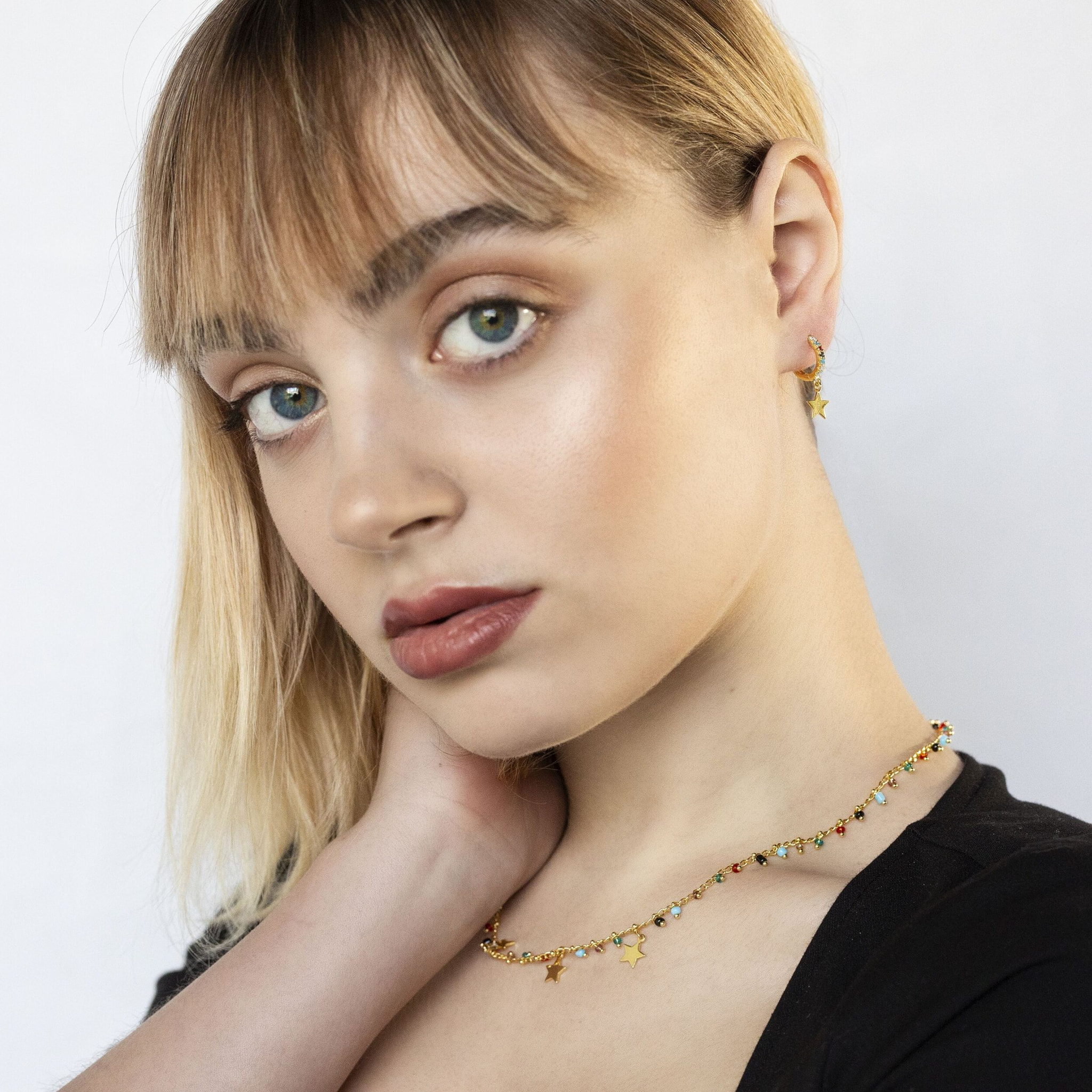 Collar Beos acabado oro amarillo 18k