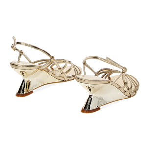 Sandalias con tacón doradas laminadas