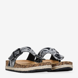 Sandalias de dedo negras con esparto
