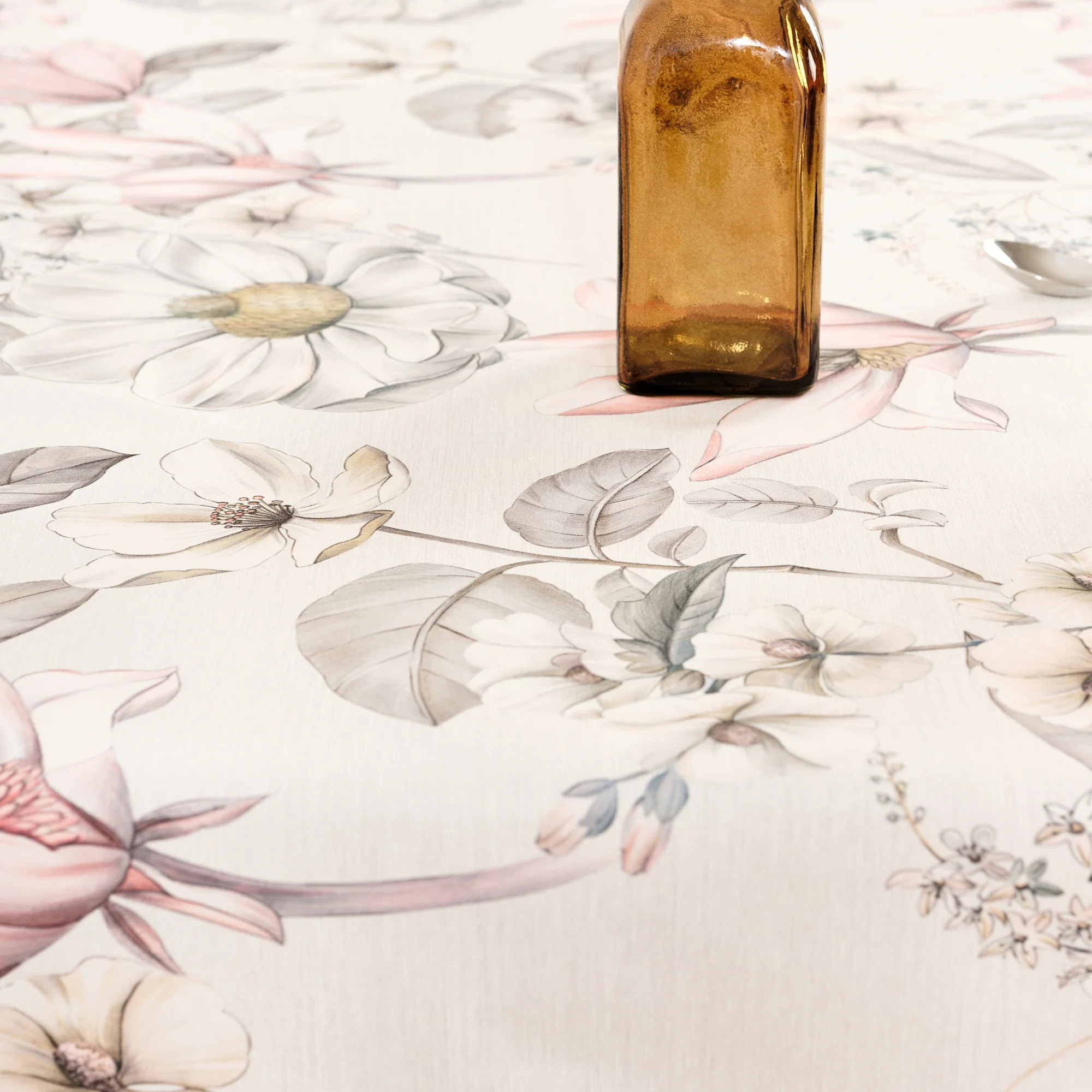 Nappe anti-taches au toucher tissu 0120-354