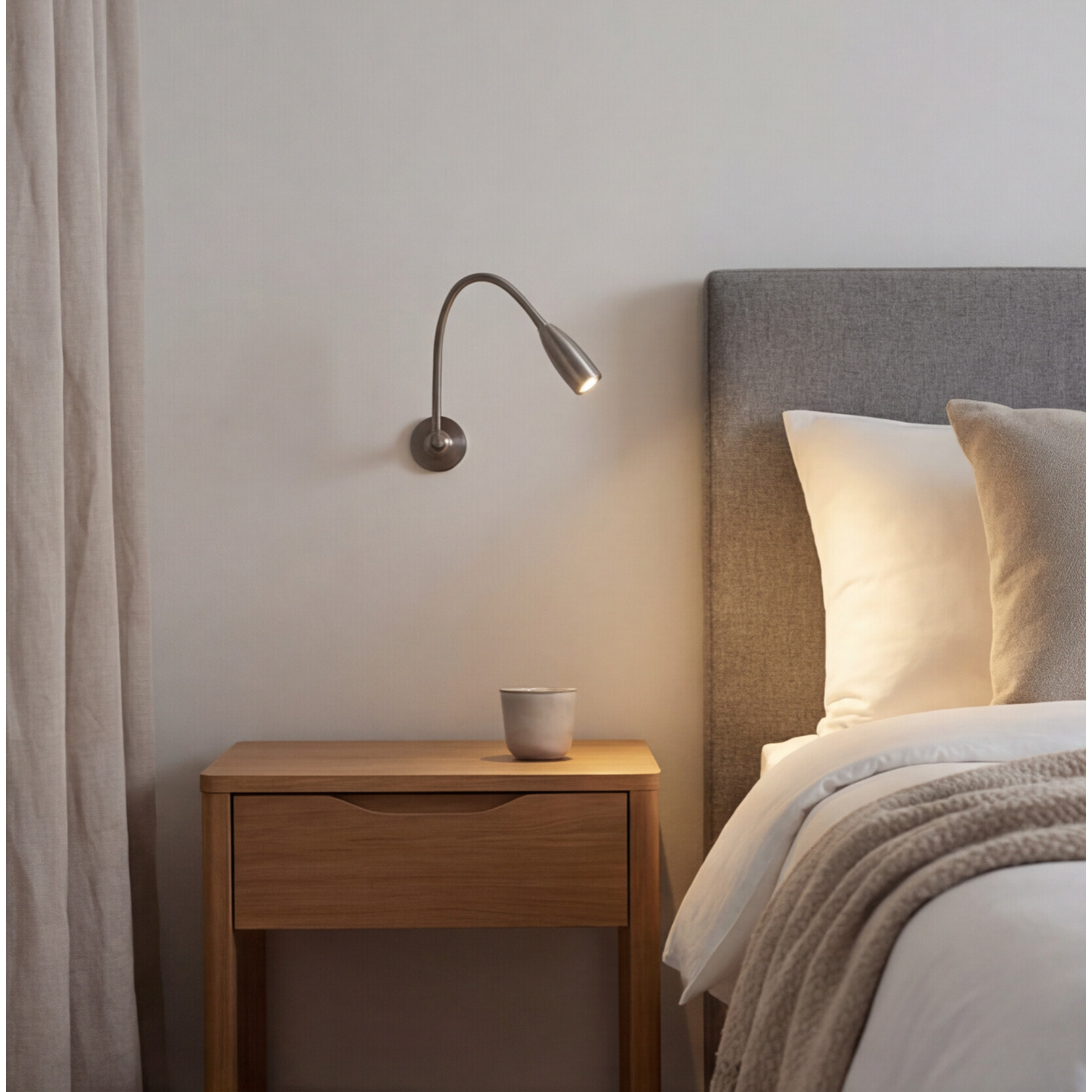 LEDS C4 Luz de lectura Bed LED 3.5 Blanco cálido - 3000K ON-OFF Níquel satinado 115lm