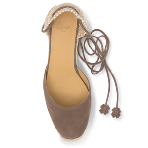 Alpargata de cuña 6 cm en ante con tiras trébol