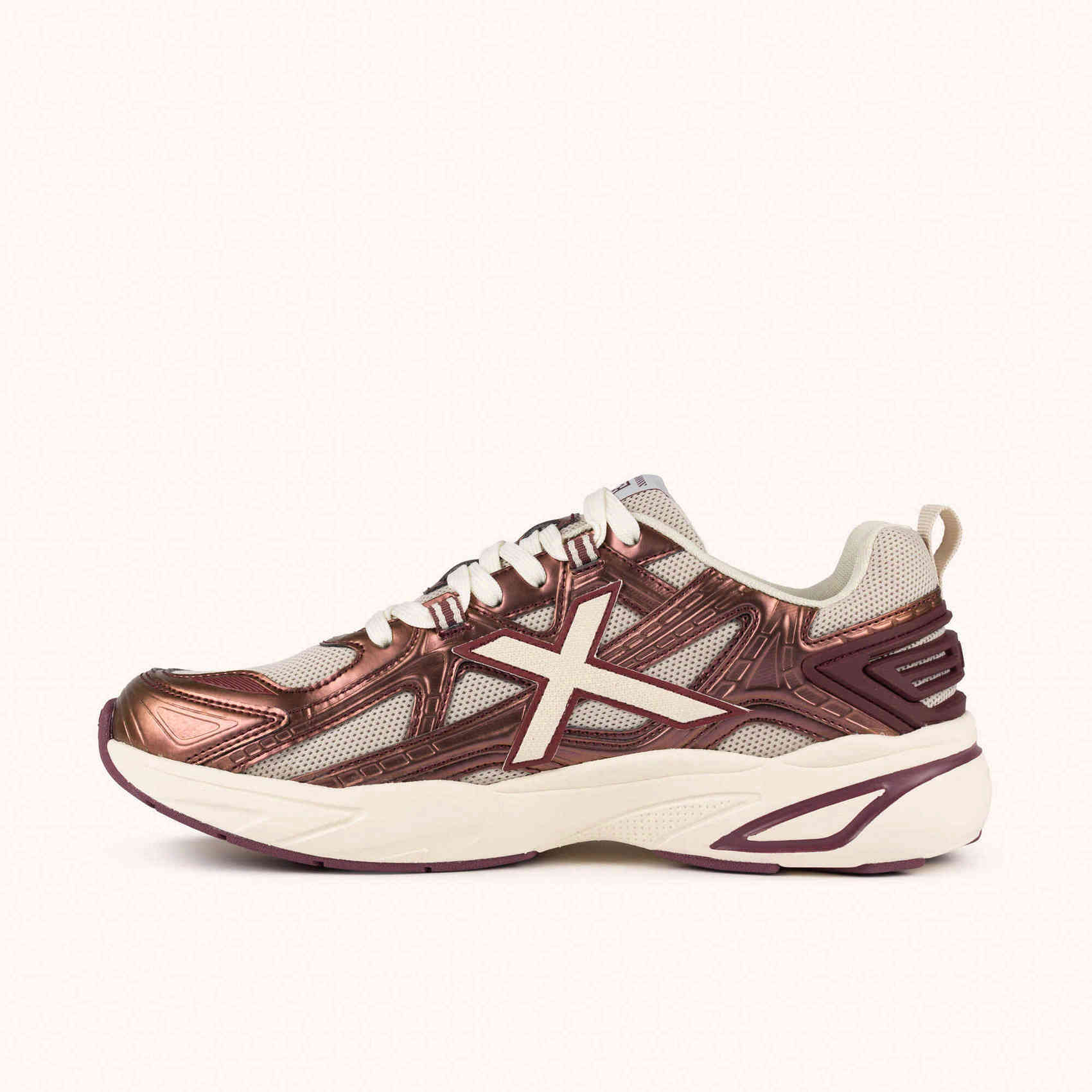 MUNICH M2000 10 Zapatillas Retro Running Granatee y Beige