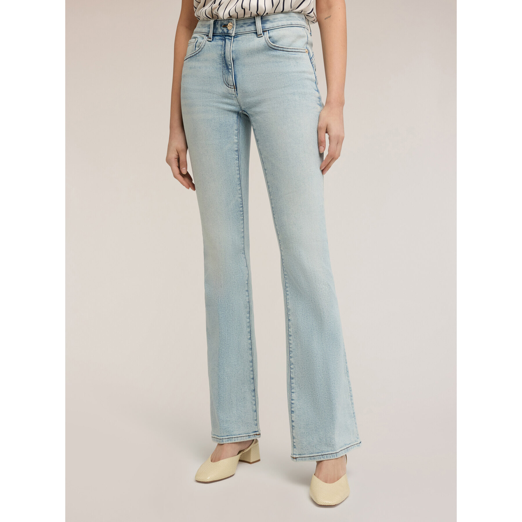 Motivi - Jeans acampanados push-up de talle alto - Light - blue