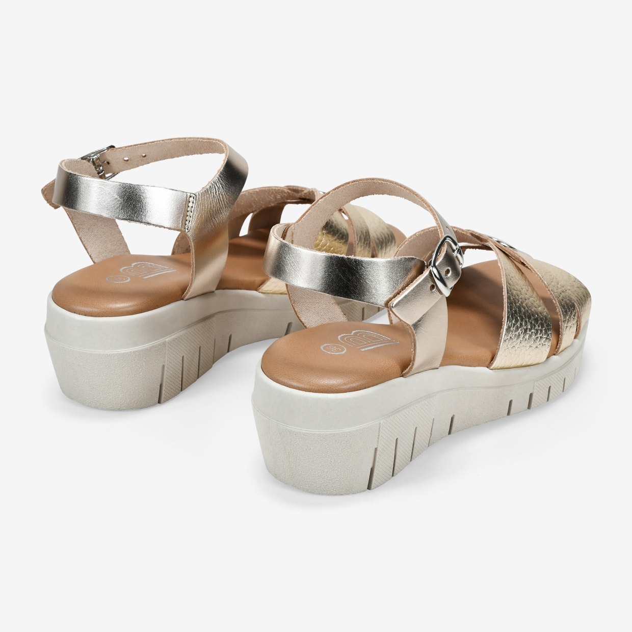 Sandalias de cuña doradas en piel